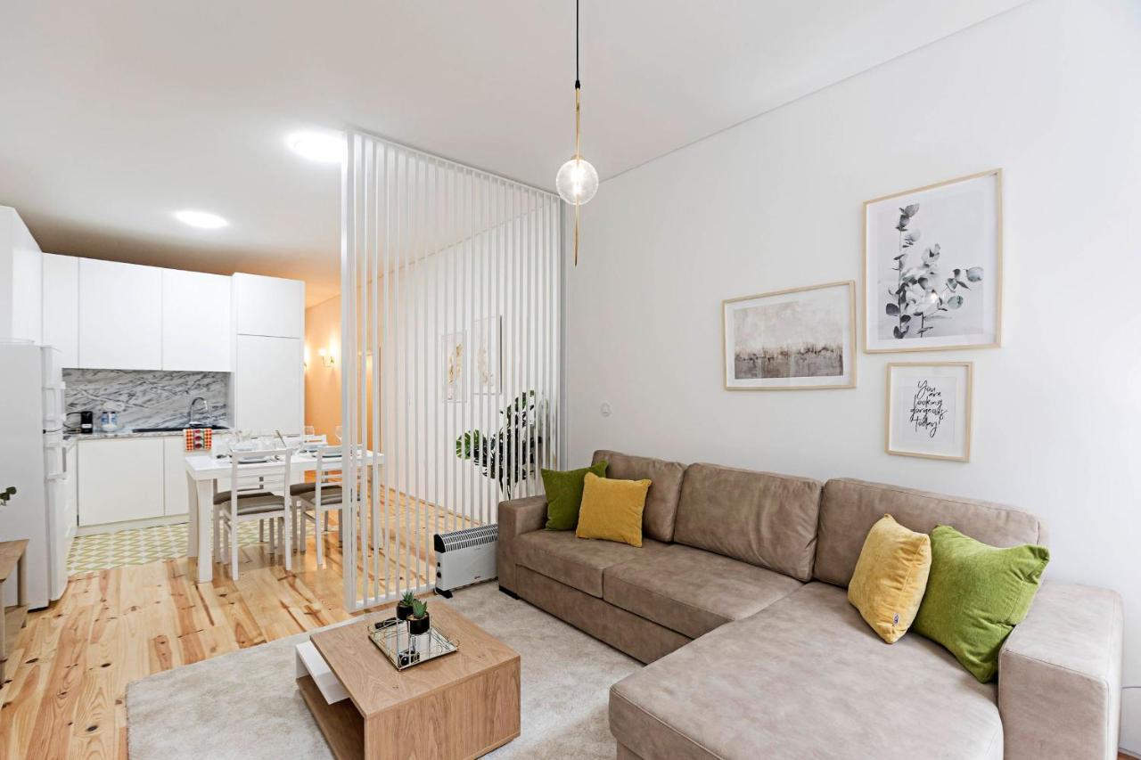 Loios 1Br Flat Downtown By Lovelystay Порту Экстерьер фото